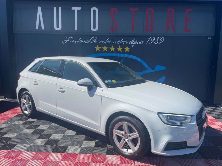 Audi A3 Sportback 35 TDI 150 CH BUSINESS LINE S TRONIC 7 Blanc - 2