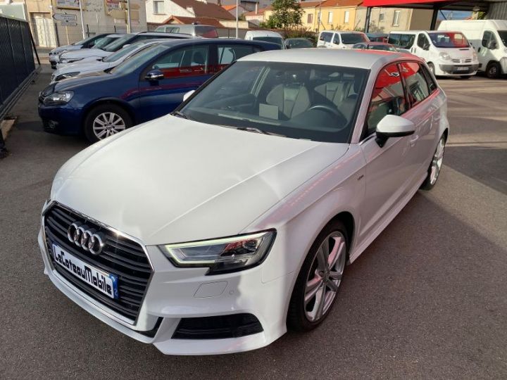 Audi A3 Sportback 35 TFSI 150cv SLINE S TRONIC blanc - 1