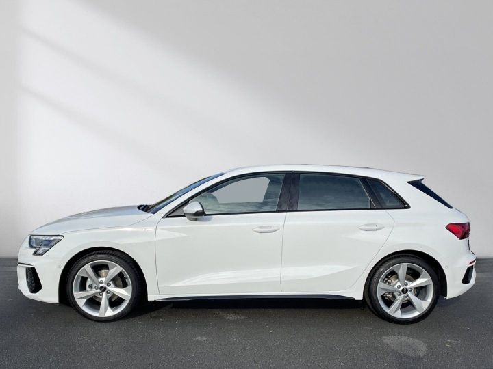 Audi A3 Sportback Audi A3 Sportback 35 TDI 150Ch S Line Navi Caméra Attelage Pack Optique / 60 Blanc - 10