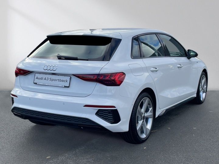 Audi A3 Sportback Audi A3 Sportback 35 TDI 150Ch S Line Navi Caméra Attelage Pack Optique / 60 Blanc - 2