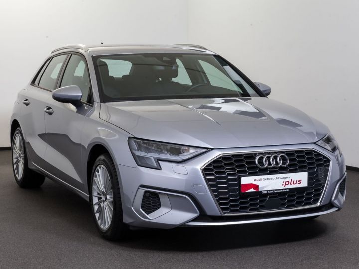 Audi A3 Sportback Audi A3 Sportback Advanced 35 TDI 150Ch S Tronic / 55 Argent Métallisé - 17