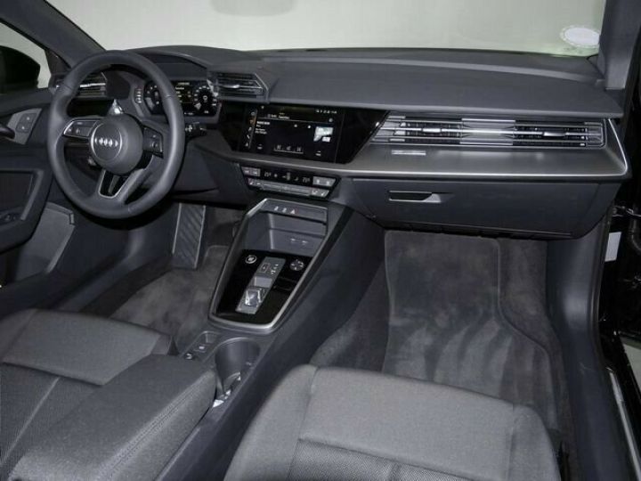 Audi A3 Sportback Sportback 30 TFSI 110 S tronic 7 / 1er Main / GPS / Bluetooth / Garantie 12 mois Noir métallisée  - 7