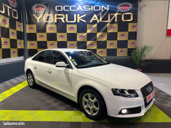 Audi A4 2.0 Tdi 120cv Ambiante Blanc - 2