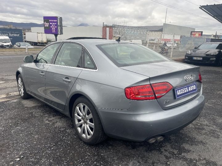 Audi A4 2.0 TDI 143 DPF Ambition Luxe Gris Clair - 9