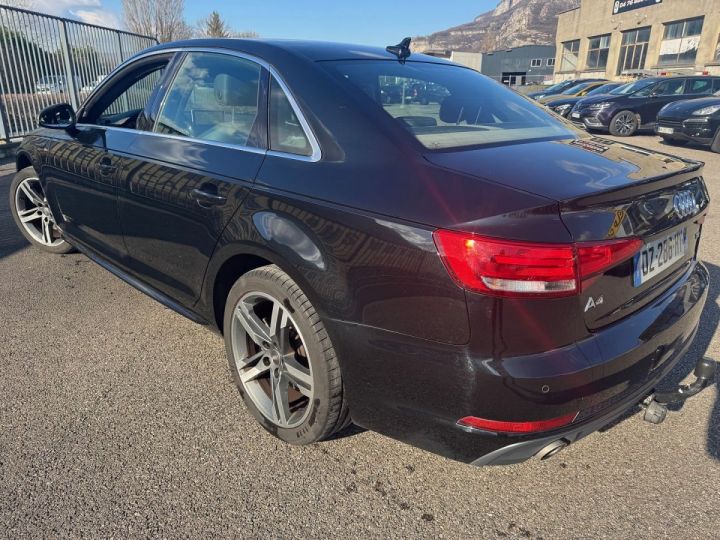 Audi A4 2.0 TDI 150CH ULTRA S LINE S TRONIC 7 Noir - 9