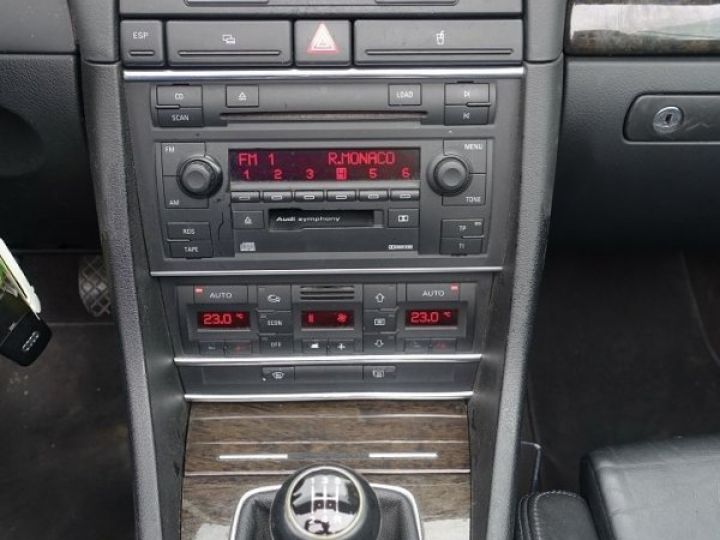Audi A4 3.0 V6 220CH PACK PLUS Noir - 12