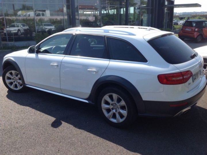 Audi A4 Allroad 2.0 TDI 150 CV QUATTRO AMBIENTE     Diesel BLANC GLACIER - 8