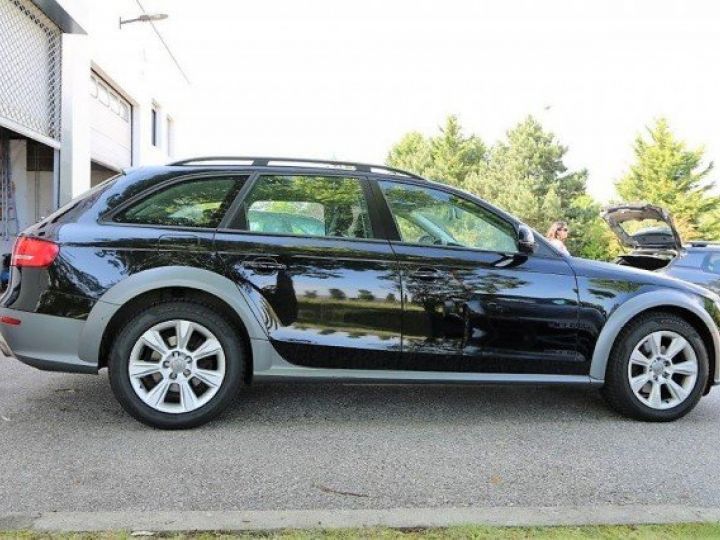 Audi A4 Allroad QUATTRO 2.0 TFSI 211 CV AMBITION LUXE S-TRONIC7     Essence NOIRE - 18