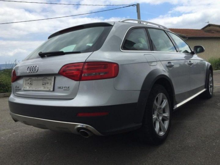 Audi A4 Allroad QUATTRO 3.0 V6 TDI 240cv S-TRONIC     Diesel GRIS ALUMINIUM - 14