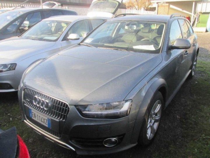 Audi A4 Allroad RESTYLING QUATTRO 2.0 TDI 177CV AMBIENTE NAVIGATION     Diesel GRIS MONZA - 2