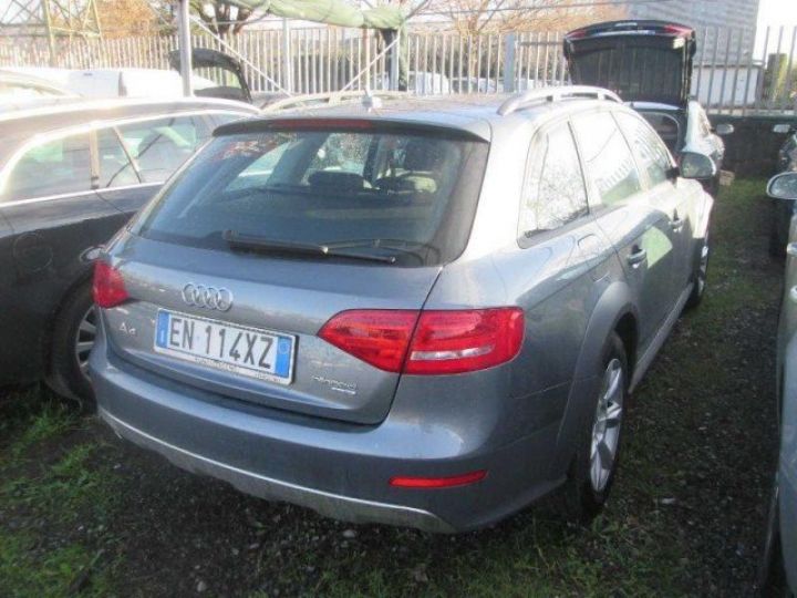 Audi A4 Allroad RESTYLING QUATTRO 2.0 TDI 177CV AMBIENTE NAVIGATION     Diesel GRIS MONZA - 12