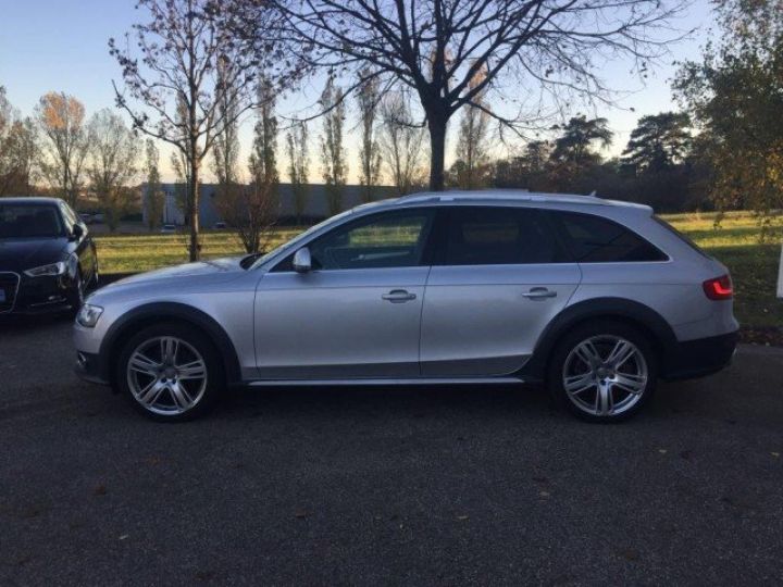 Audi A4 Allroad V6 3.0 TDI 245 CV QUATTRO AMBITION LUXE S-TRONIC 7     Diesel GRIS METAL - 6