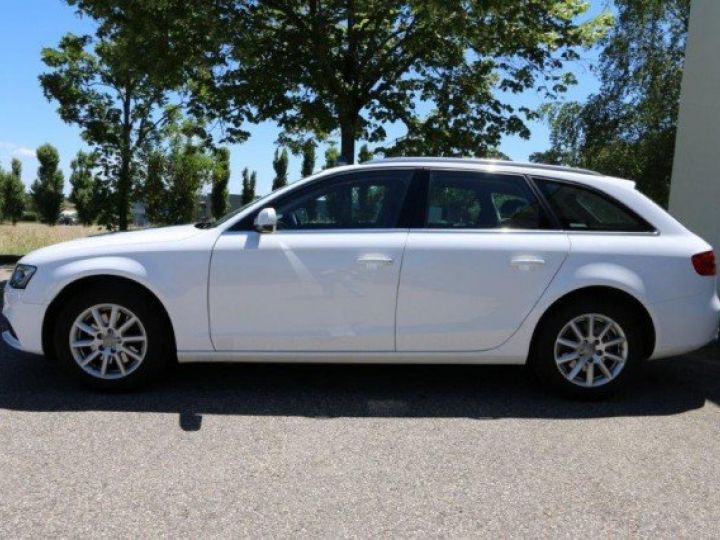 Audi A4 Avant 1.8 TFSI 170CV AMBIENTE      Essence BLANC - 4