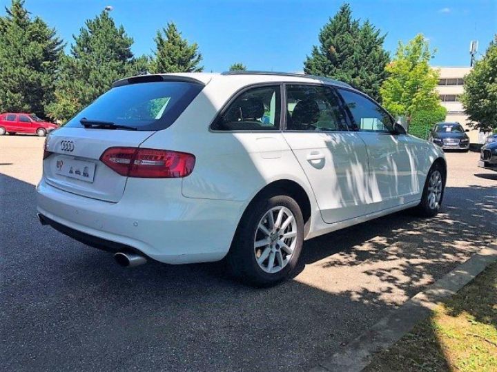 Audi A4 Avant 1.8 TFSI 170CV AMBIENTE      Essence BLANC - 17