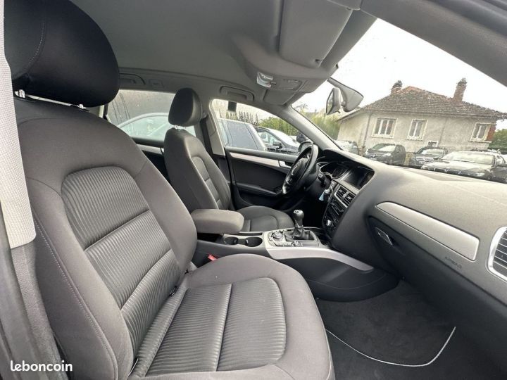 Audi A4 Avant 2.0 TDI 143CH DPF AMBIENTE Gris - 7