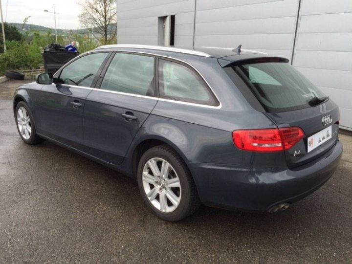 Audi A4 Avant 2.0 TDI 143cv AMBITION bv6     Diesel GRIS METEOR - 10