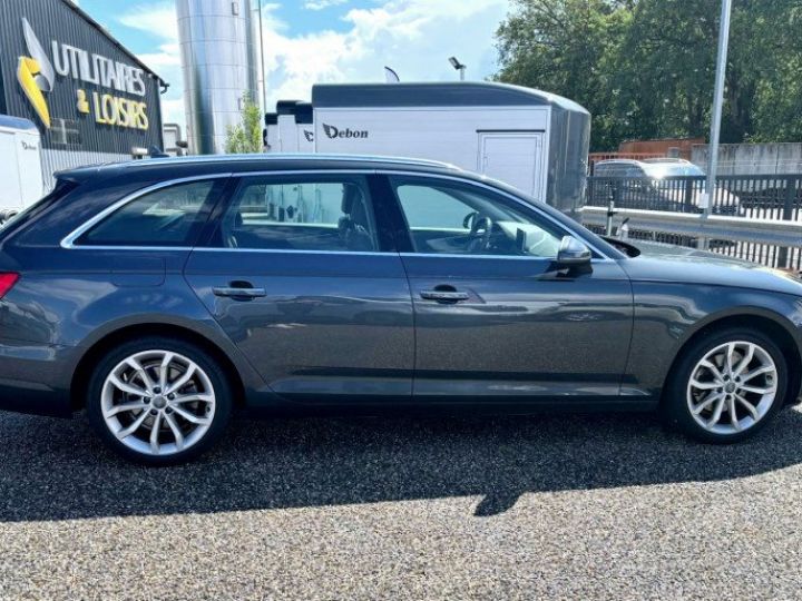 Audi A4 Avant 2.0 TDI 150CH S LINE S TRONIC 7 Gris F - 2