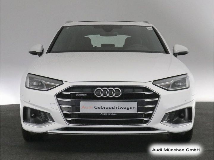 Audi A4 Avant 40 TDI/QUATTRO/PANO/ATTELAGE Blanc - 6