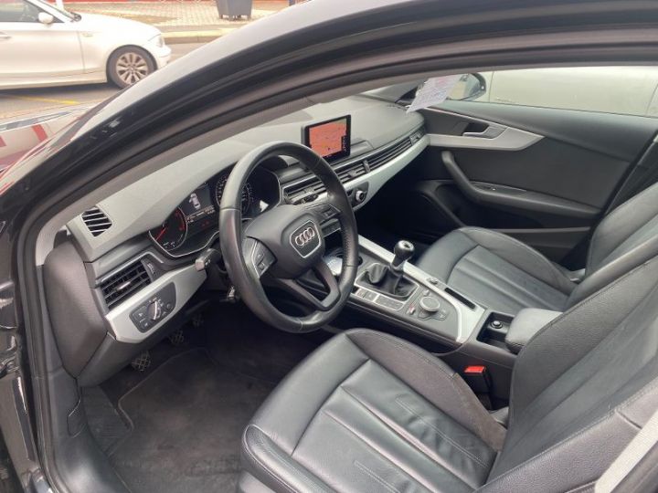 Audi A4 Avant AVANT TDI 150 CV BUSINESS LINE ULTRA  CUIR / TOIT PANO gris FONCE - 4