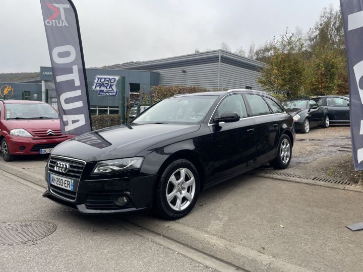 Audi A4 Avant B8 2.0 TDI 1968cm3 120cv Noir Laqué - 1