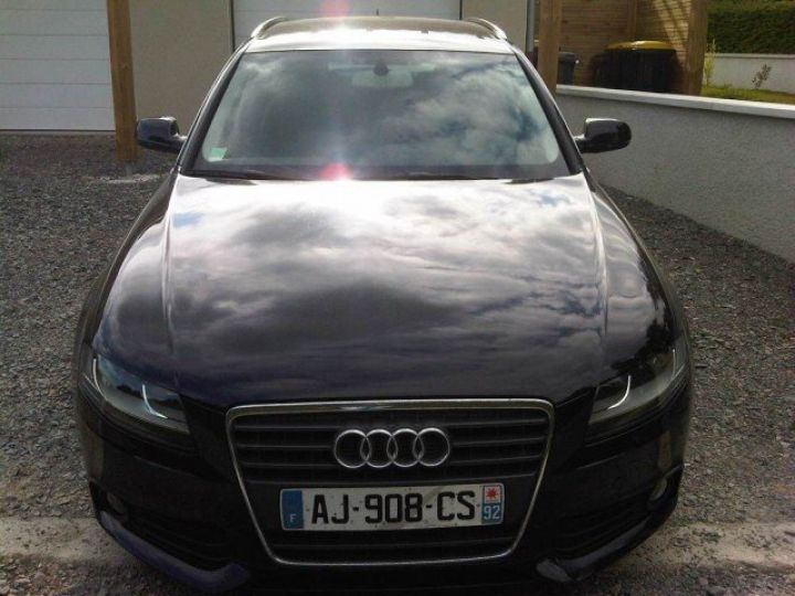 Audi A4 Avant BUSINESS LINE 2.0 TDI 143CV DPF     Diesel NOIR - 2