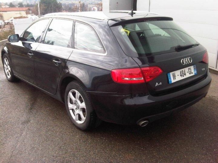 Audi A4 Avant V6 2.7 TDI 190cv AMB. S-TRONIC     Diesel NOIR - 14