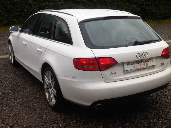 Audi A4 Avant V6 3.0 TDI 240cv QUATTRO BV6     Diesel BLANCHE - 13