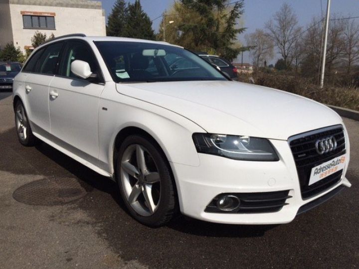 Audi A4 Avant V6 3.0 TDI S-TRONIC QUATTRO      Diesel BLANCHE - 1