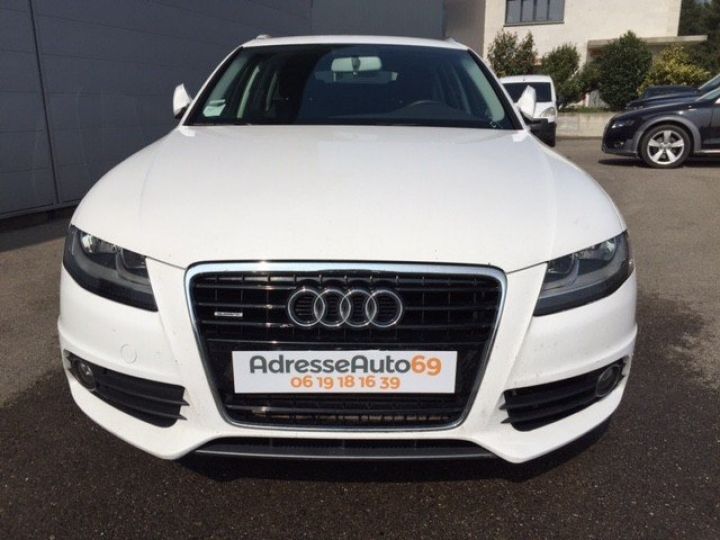 Audi A4 Avant V6 3.0 TDI S-TRONIC QUATTRO      Diesel BLANCHE - 2