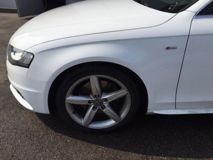 Audi A4 Avant V6 3.0 TDI S-TRONIC QUATTRO      Diesel BLANCHE - 4