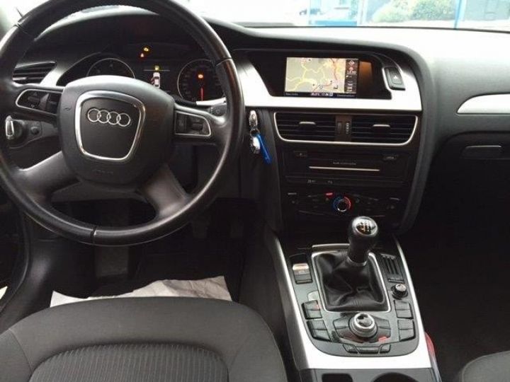 Audi A4 BERLINE 2.0 TDI 170cv QUATTRO BV6     Diesel GRIS METAL - 13