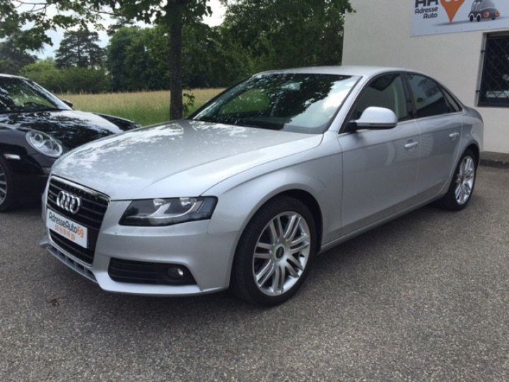 Audi A4 V6 3.2 FSI 265CV QUATTRO AMBIENTE 4P     Essence GRIS METAL - 3