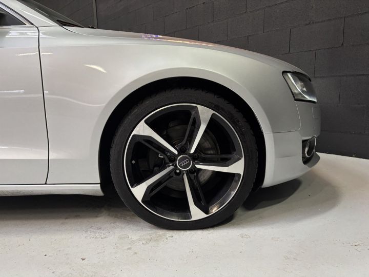 Audi A5 AMBITION LUXE V6 3.0 TDI QUATTRO DPF Gris Clair - 29