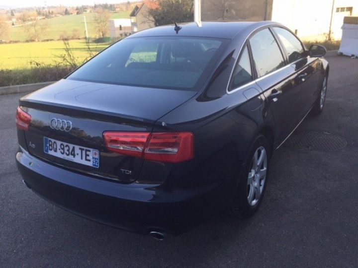 Audi A6 AMBIENTE MULTITRONIC V6 3.0 TDI DPF 204     Diesel BLEU FONCE METAL - 17