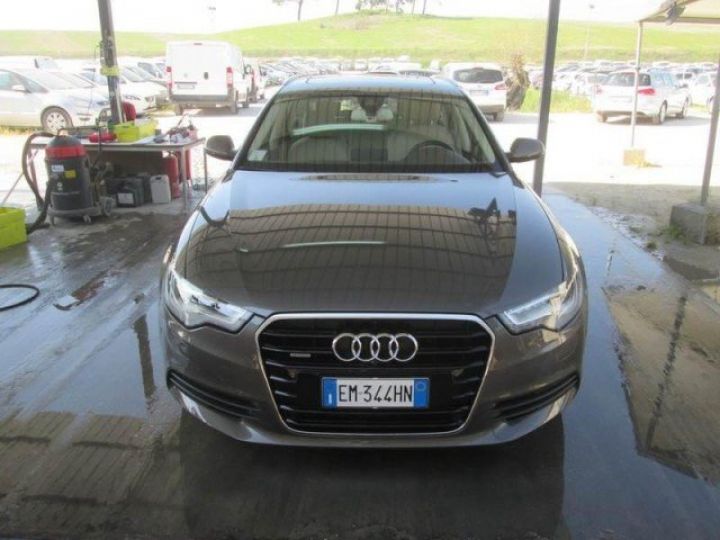 Audi A6 Avant 3.0 TFSI QUATTRO S-TRONIC Advanced 300cv     Essence GRIS METAL - 2