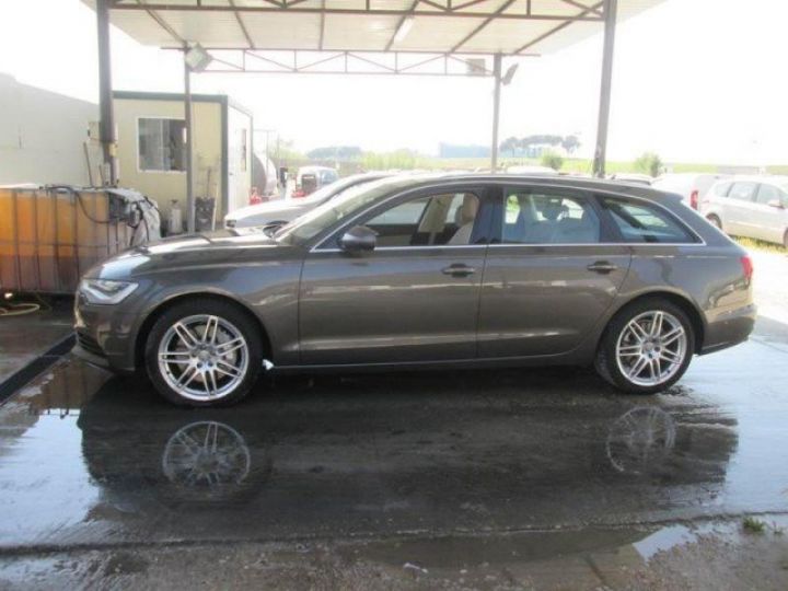 Audi A6 Avant 3.0 TFSI QUATTRO S-TRONIC Advanced 300cv     Essence GRIS METAL - 3