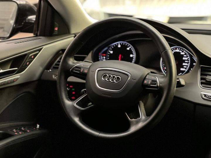 Audi A8 4.2 TDI 351CH QUATTRO AVUS TIPTRONIC Noir Métallisé - 14