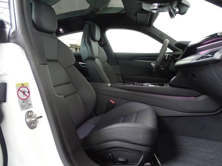 Audi E-tron GT quattro / TOIT PANO – CAMERA 360° - NAV - 1ère main – TVA récup. - Garantie 12 mois Blanc - 9