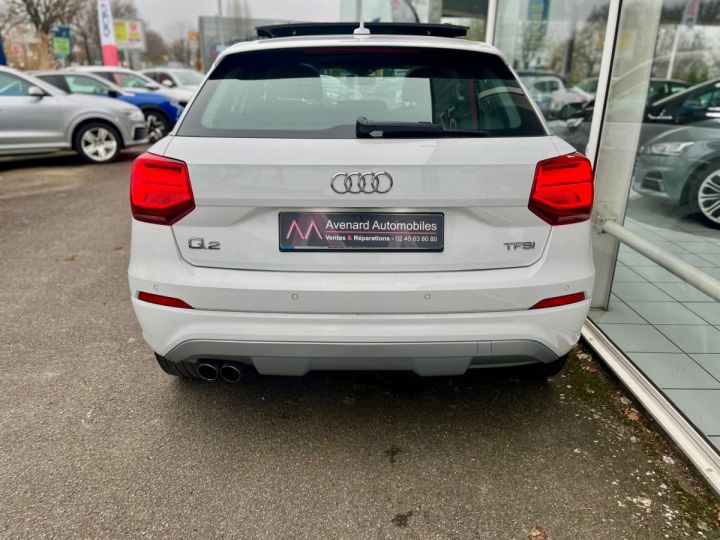 Audi Q2 1.4 TFSI COD 150 ch S tronic 7 S Line Blanc - 5