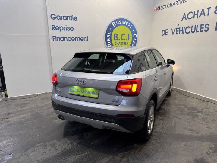 Audi Q2 35 TDI 150CH SPORT QUATTRO S TRONIC 7 Gris Clair - 5