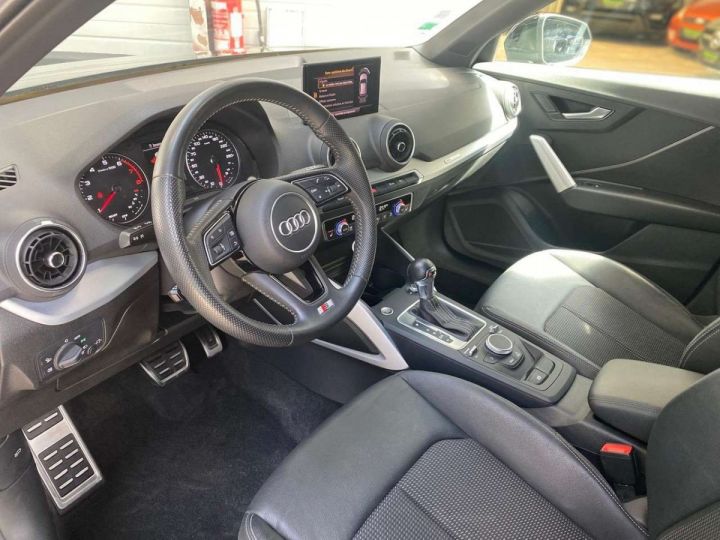 Audi Q2 35 TFSI COD 150 S tronic 7 S Line Noir - 18