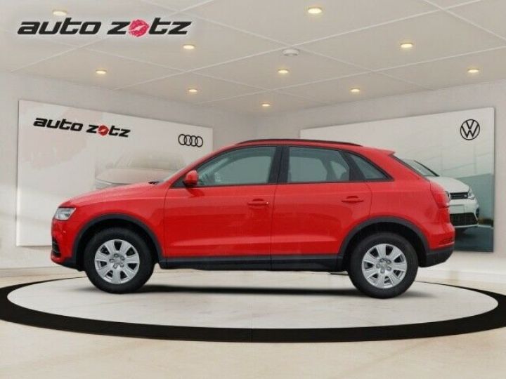 Audi Q3 1.4 TFSI Xenon / Attelage / Garantie 12 Mois Rouge - 4