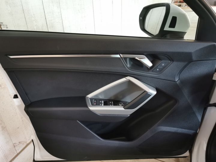 Audi Q3 2.0 TDI 150 CV DESIGN S-TRONIC Blanc - 8