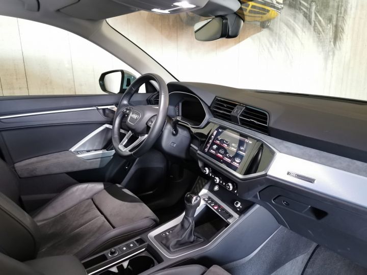 Audi Q3 35 TDI 150 CV DESIGN LUXE S-TRONIC Gris - 7