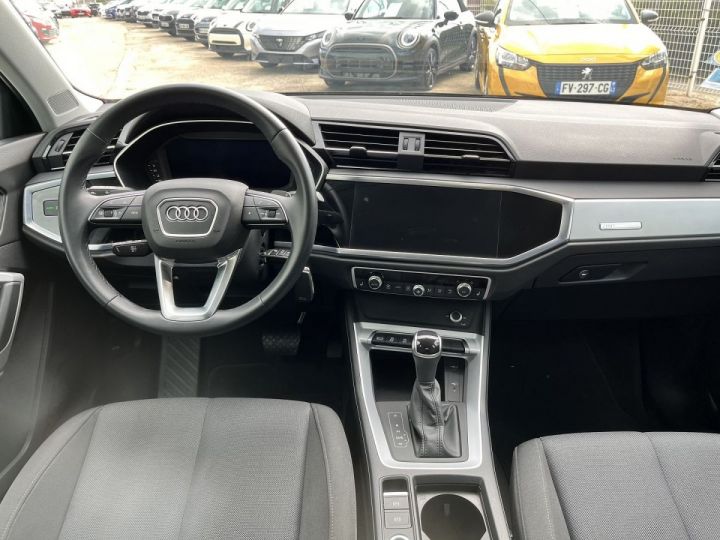 Audi Q3 35 TDI 150CH BUSINESS LINE S TRONIC 7 Bleu - 11