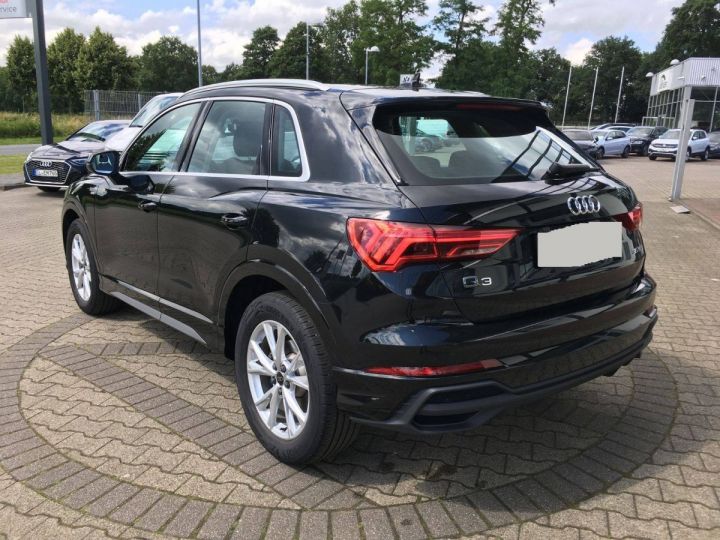 Audi Q3 35 TDI 150ch S tronic 7 NOIR - 2