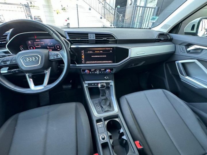 Audi Q3 35 TFSI 150 BUSINESS LINE S TRONIC 7 Blanc - 11