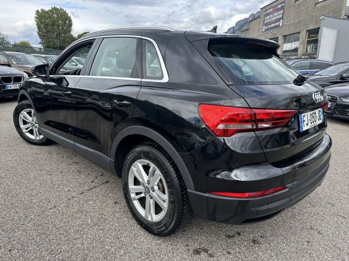 Audi Q3 35 TFSI 150CH S TRONIC 7 Noir - 4