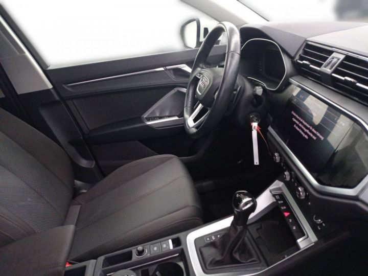 Audi Q3 45 TFSI S-LINE *MATRIX*GARANTIE PREMIUM* Blanc Métallisé - 11