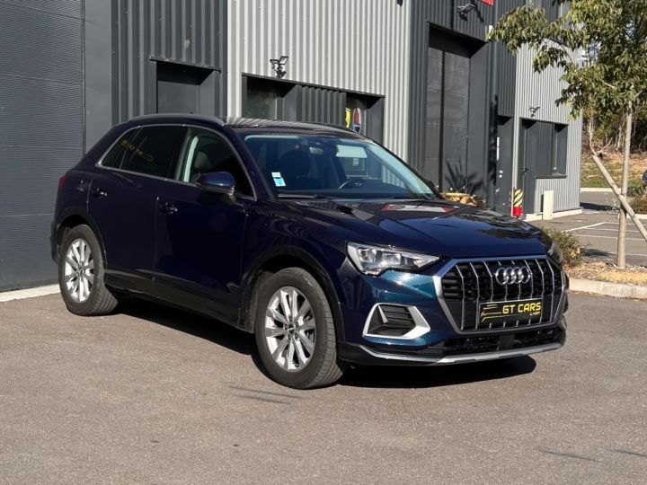 Audi Q3 Audi Q3 35 TFSI - LOA 483 euros par mois - Audi Virual Cockpit - Apple CarPlay - Attelage Vendu